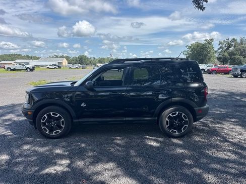 Used 2024 Ford Bronco Sport Outer Banks w/ Tech Package AWD/4WD image 2