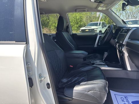 Used 2024 Toyota 4Runner SR5 image 26