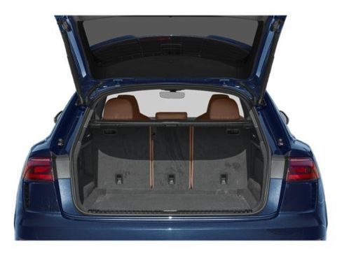 New 2025 Audi RS Q8 performance image 13