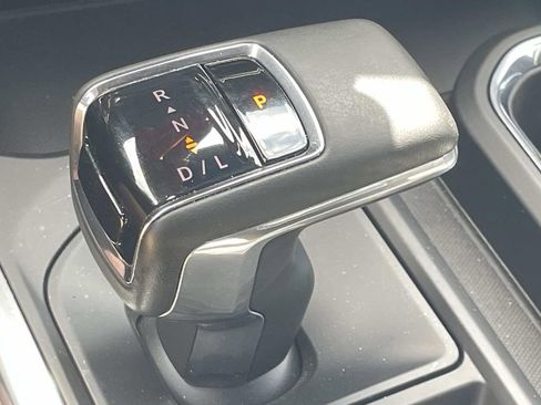 Used 2023 Chevrolet Silverado 1500 High Country AWD/4WD image 27