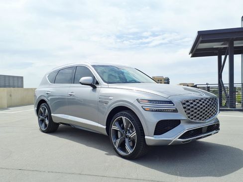 Certified 2026 Genesis GV80 2.5T Prestige AWD/4WD image 8