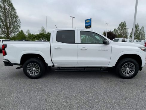 New 2025 Chevrolet Colorado LT w/ LT Convenience Package RWD image 34