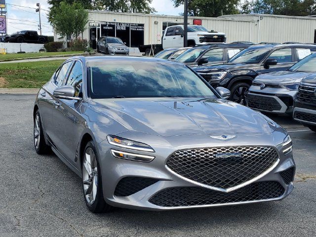 Used 2022 Genesis G70 2.0T RWD image 3