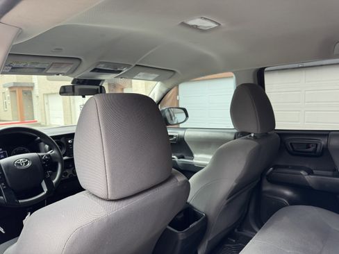 Used 2019 Toyota Tacoma SR w/ SR Convenience Package image 25