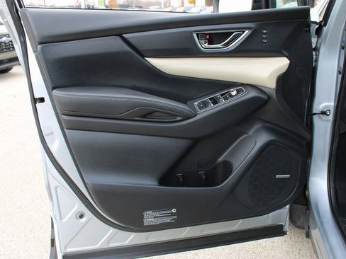 Certified 2022 Subaru Ascent Limited w/ Technology Package image 9