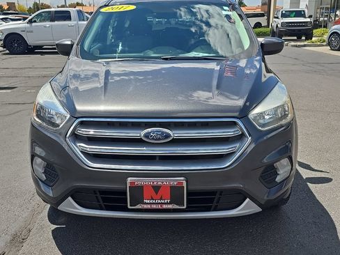 Used 2017 Ford Escape SE AWD/4WD image 8
