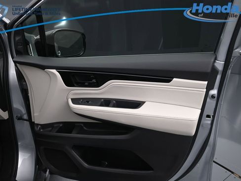 New 2026 Honda Odyssey Elite image 13