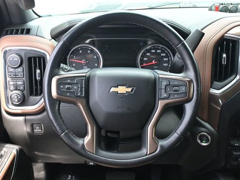 Used 2022 Chevrolet Silverado 3500 High Country image 12