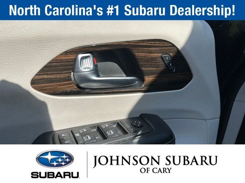 Used 2022 Chrysler Pacifica Limited FWD image 20