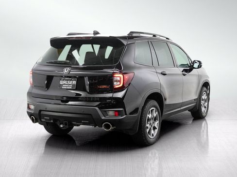 Used 2023 Honda Passport TrailSport image 5