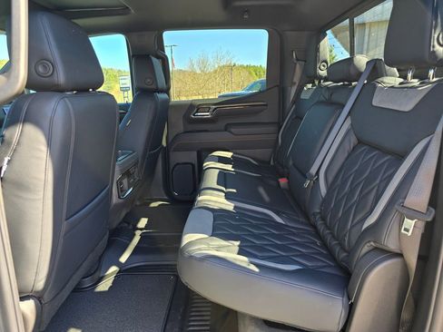 New 2026 GMC Sierra 1500 AT4 w/ AT4 Premium Package AWD/4WD image 14