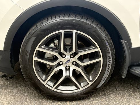 Used 2019 Ford Explorer Sport w/ Equipment Group 401A image 11