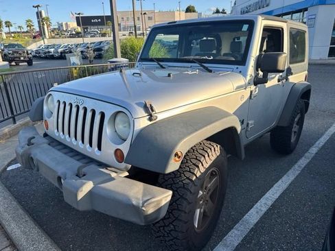 Used 2008 Jeep Wrangler X AWD/4WD image 2