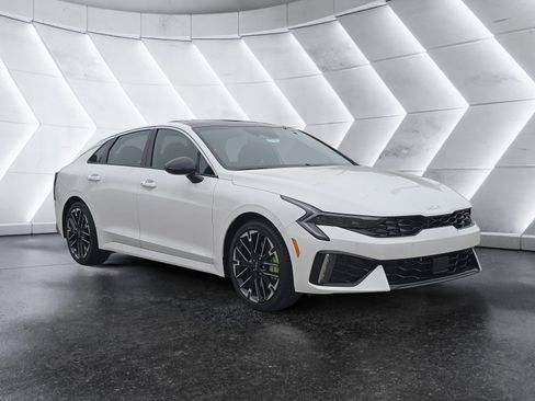 New 2026 Kia K5 GT image 1