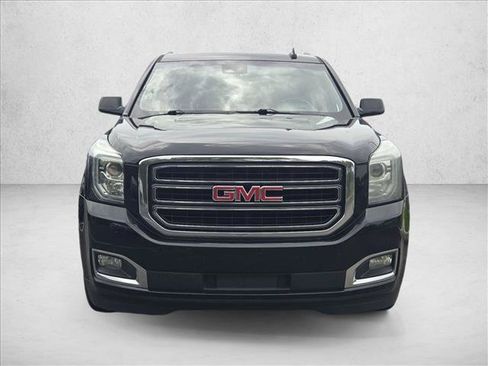Used 2020 GMC Yukon XL SLT w/ Open Road Package RWD image 2