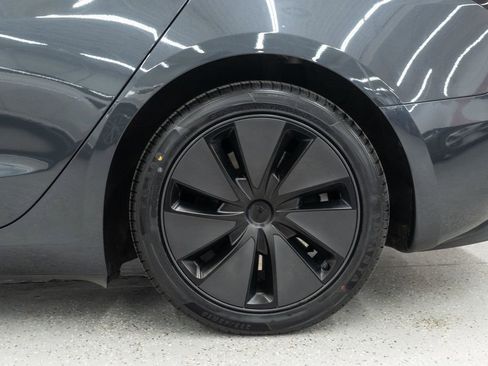 Used 2024 Tesla Model 3 image 33