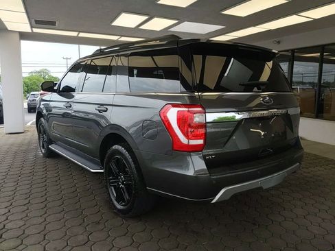 Used 2020 Ford Expedition XLT w/ Equipment Group 202A AWD/4WD image 9