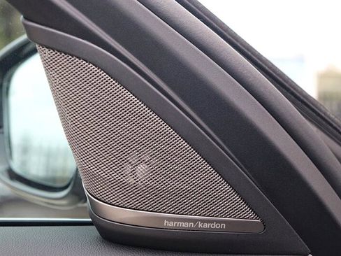 Used 2019 BMW 540i xDrive w/ Executive Package image 43