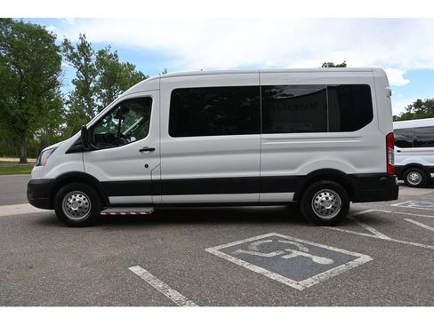 Used 2022 Ford Transit 350 XL image 9
