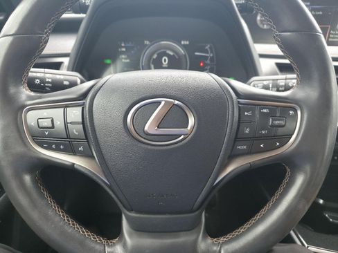Used 2021 Lexus UX 250h w/ Premium Package AWD/4WD image 15