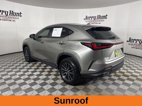 Used 2024 Lexus NX 250 FWD w/ Premium Package image 7