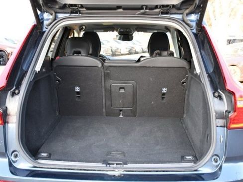 Certified 2025 Volvo XC60 B5 Plus image 24