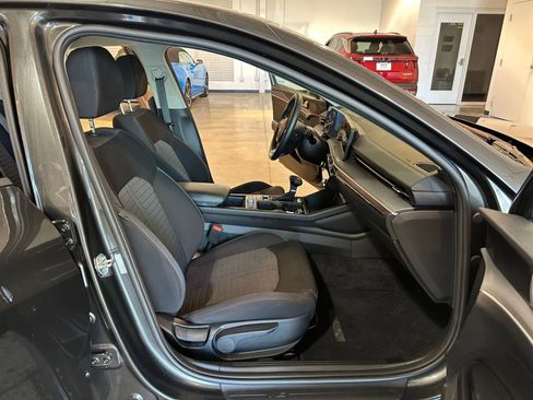 Used 2025 Kia K5 LXS image 35