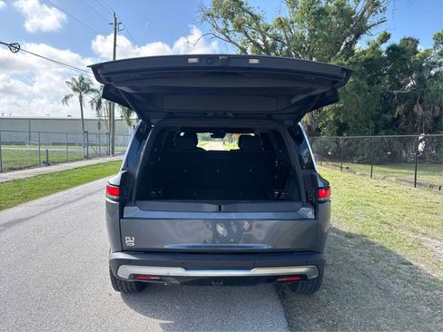 Used 2023 Rivian R1S Adventure AWD/4WD image 12