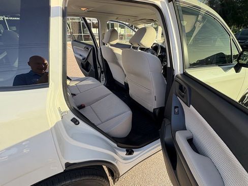 Used 2018 Subaru Forester 2.5i Premium image 28