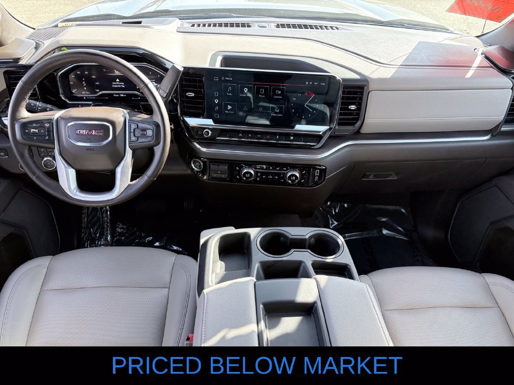 Used 2025 GMC Sierra 1500 SLT AWD/4WD image 8