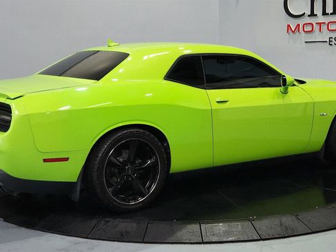 Used 2015 Dodge Challenger R/T w/ Quick Order Package 22B R/T RWD image 12