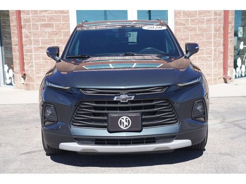 Used 2020 Chevrolet Blazer LT image 2