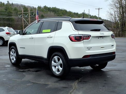 Used 2019 Jeep Compass Latitude w/ Cold Weather Group image 3