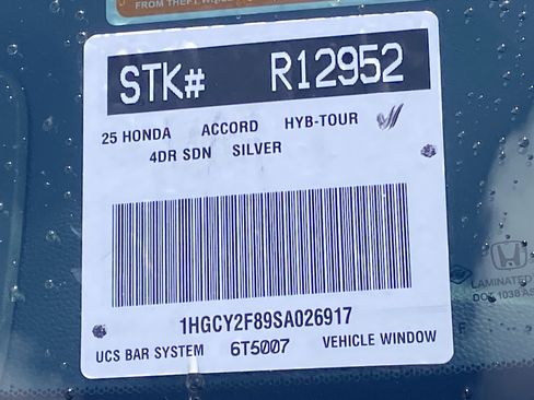 Certified 2025 Honda Accord Touring image 30