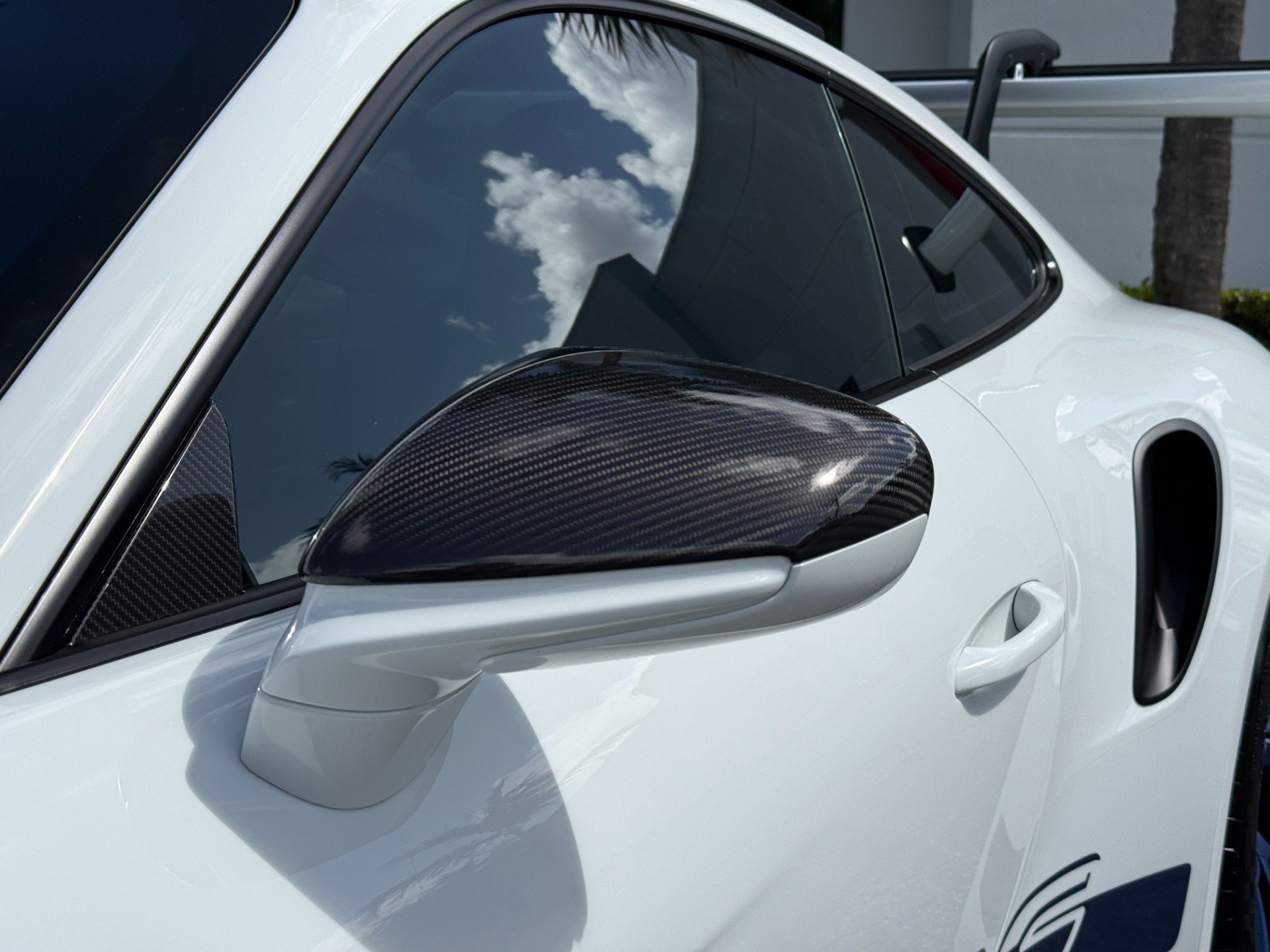 Used 2025 Porsche 911 GT3 RS RWD image 15