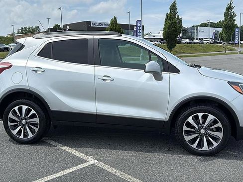 Used 2022 Buick Encore Preferred w/ Safety Package AWD/4WD image 3