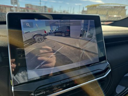 New 2026 Jeep Compass Latitude image 22