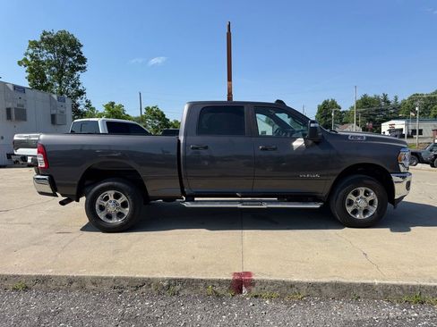 Used 2024 RAM 2500 Big Horn AWD/4WD image 5