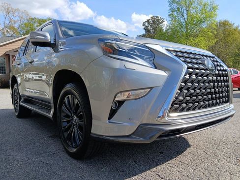 Used 2020 Lexus GX 460 Premium image 4