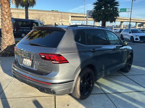 Used 2024 Volkswagen Tiguan SE R-Line image 6