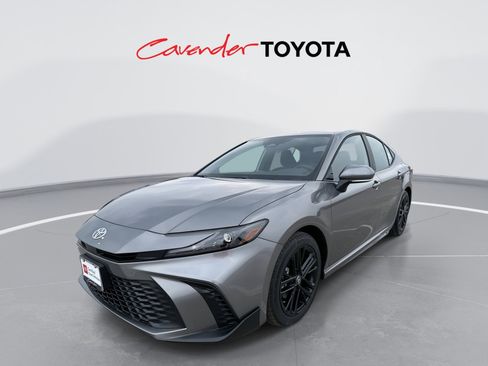 Certified 2026 Toyota Camry SE image 1