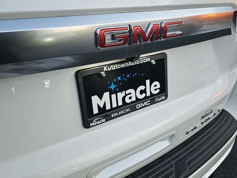 Used 2022 GMC Yukon Denali image 37