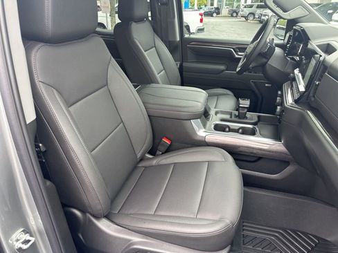 New 2026 Chevrolet Silverado 1500 LTZ w/ LTZ Premium Package image 28