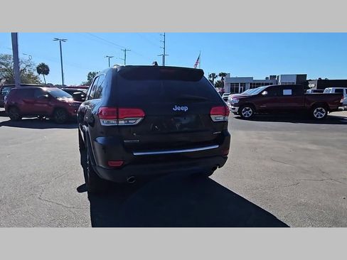 Used 2018 Jeep Grand Cherokee Limited image 29