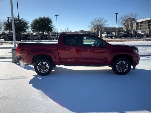 Used 2021 Chevrolet Colorado Z71 w/ Safety Package image 3