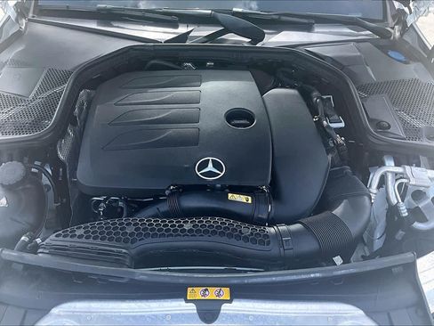 Used 2021 Mercedes-Benz C 300 Sedan w/ Driver Assistance Package image 30
