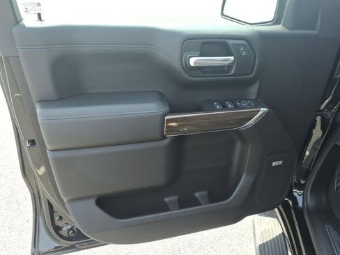 Used 2020 Chevrolet Silverado 1500 RST w/ All-Star Edition image 13