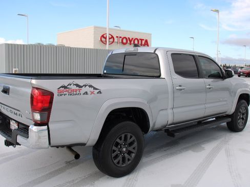 Used 2023 Toyota Tacoma SR5 image 3