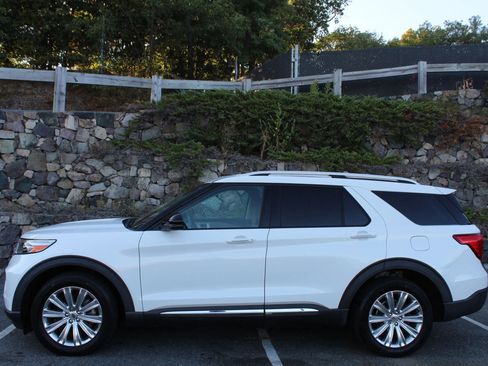 Used 2020 Ford Explorer Limited image 6
