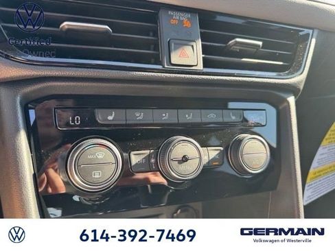 Certified 2024 Volkswagen Taos SE image 25